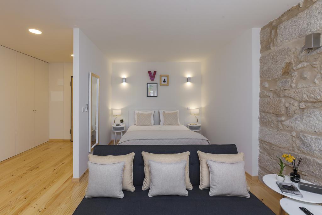 Oporto Local Studios Rom bilde